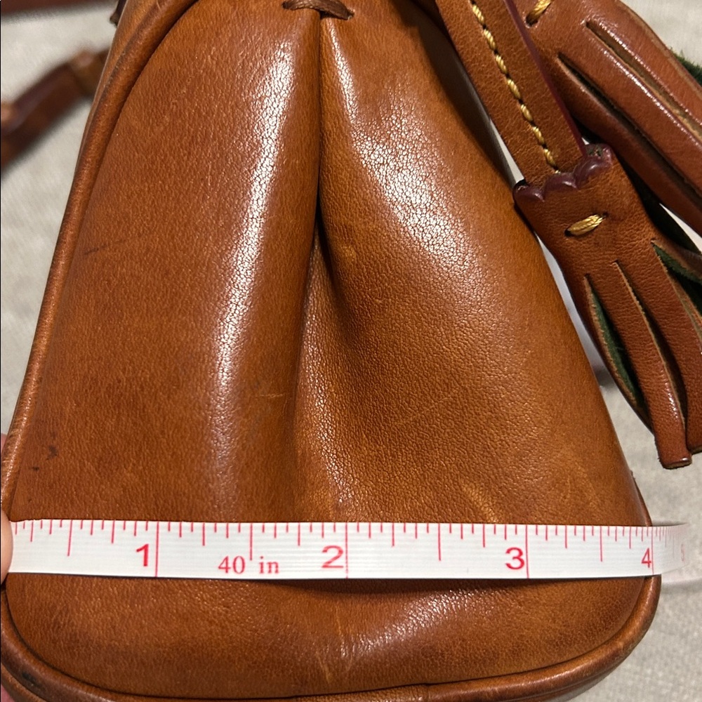 Classic Tan Leather Crossbody Bag - Picture 10 of 13